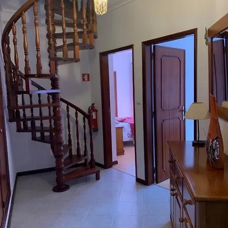 Logement Jardin Oudinot דירה